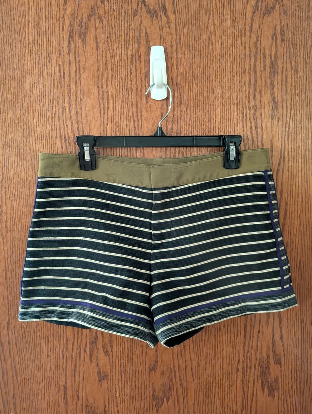 Club Monaco striped shorts size 8